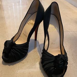 Christian Louboutin Knot Peep Toes